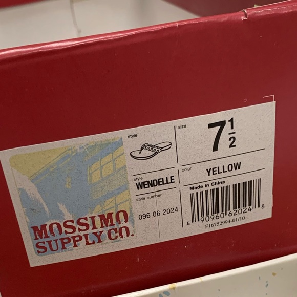 Mossimo Sandals - Picture 2 of 5